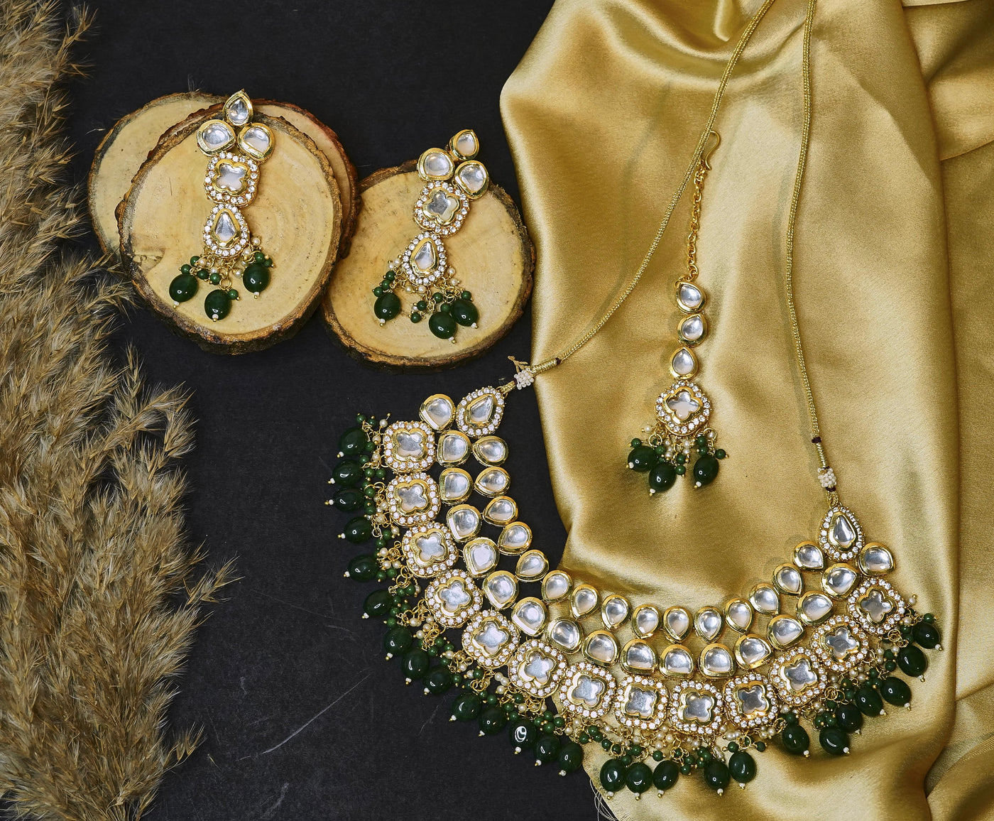 Mehar Necklace set (green)